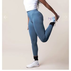 Paragon fitwear native seamless leggings